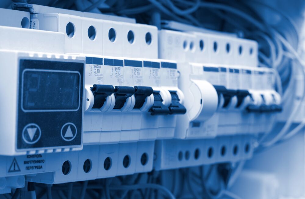 Phone calls are piling up to change electricity provider. There are some points to take into account