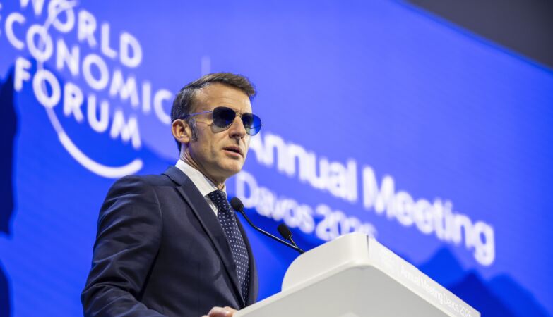 “Eye of the Tiger”: Macron and sunglasses (and the message he sent to Trump)