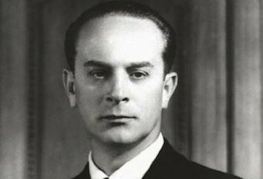 Before Venezuelan oil, there were Guatemalan bananas