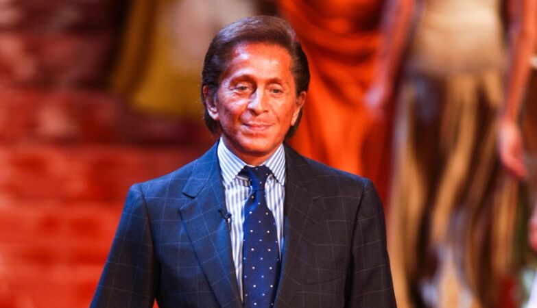 Valentino, emperor of fashion, creator of the red that bears his name, has died