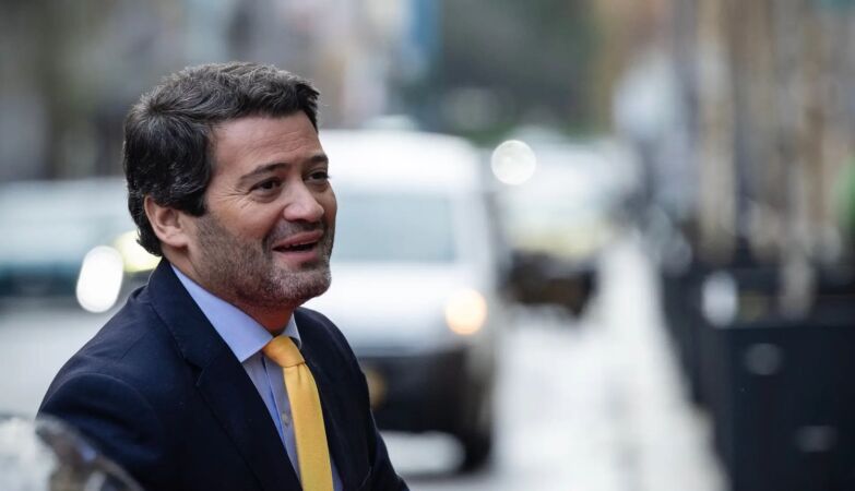 Neither Ronaldo, nor Herman, nor Lili Caneças nor a Gato Fedorento. Who supports Ventura?