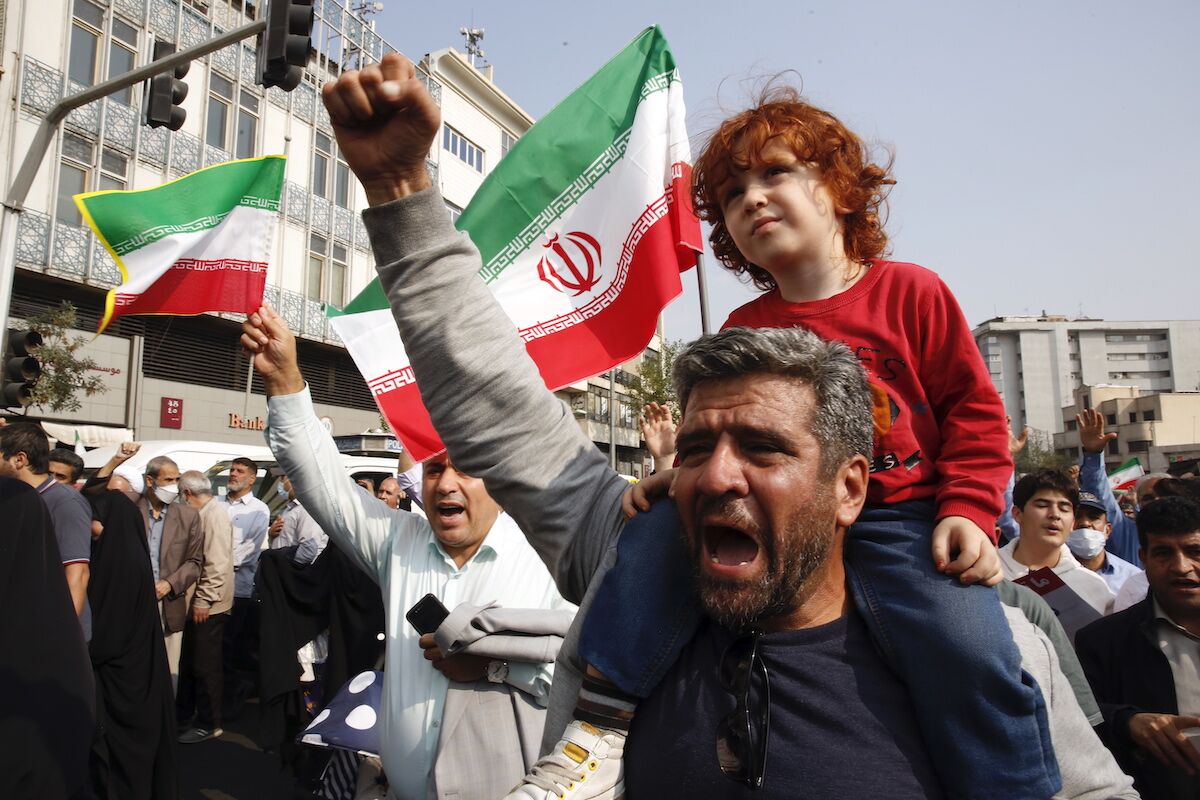 “Revenge campaign”. Iran accused of arresting doctors for treating injured protesters