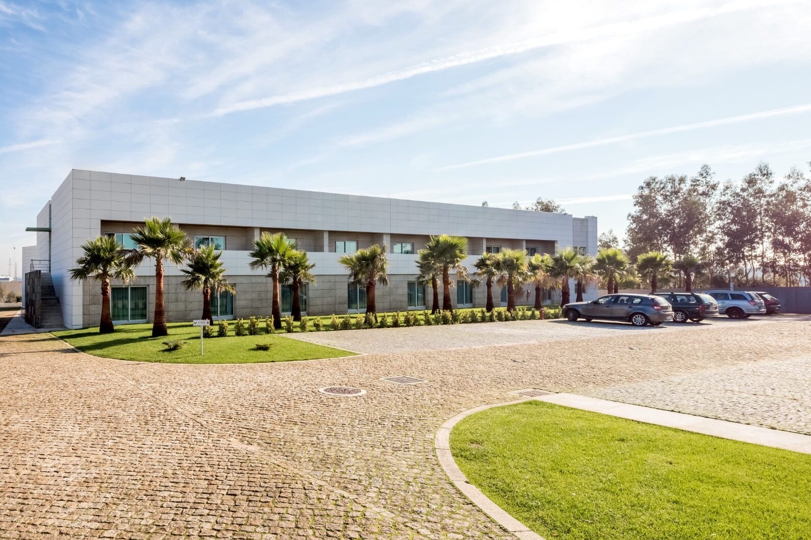 AP Hotels & Resorts acquires hotel next to Porto Airport