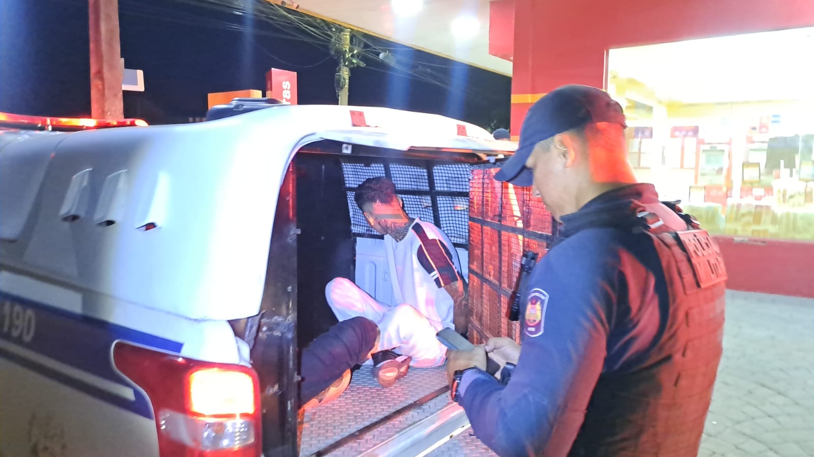 Two robbers are arrested after the robbery of a pharmacy on Avenida Sobral, in Rio Branco