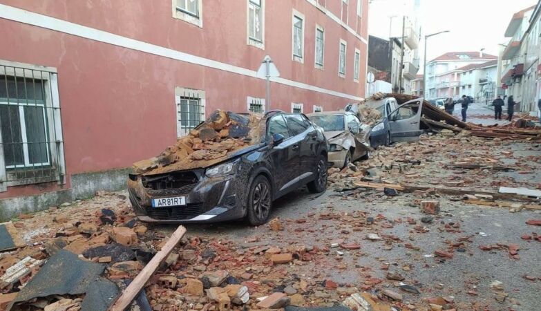 Widespread panic in Portugal due to bad weather. Douro and Tâmega could overflow