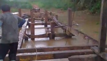 Rural community is isolated due to unfinished bridge renovation and resident criticizes mayor of Sena