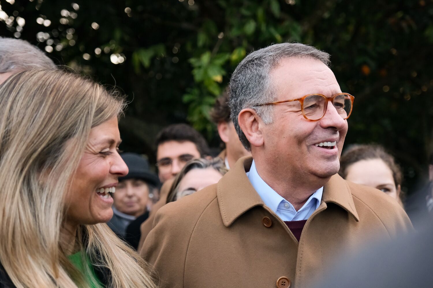 Who are the 250 “non-socialist for insurance” and anti-Ventura figures