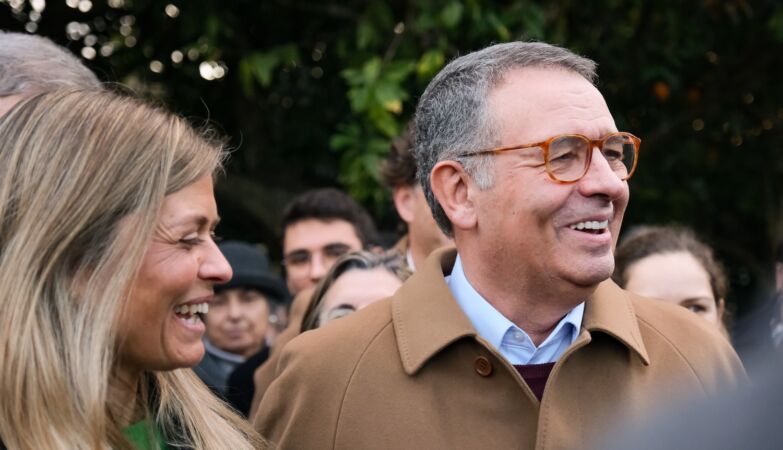 Who are the 250 “non-socialist for insurance” and anti-Ventura figures