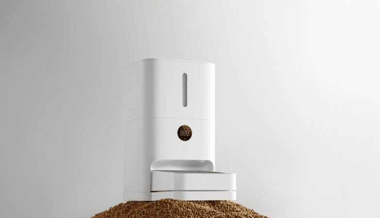 Xiaomi also produces and sells compressor, jug and screwdriver