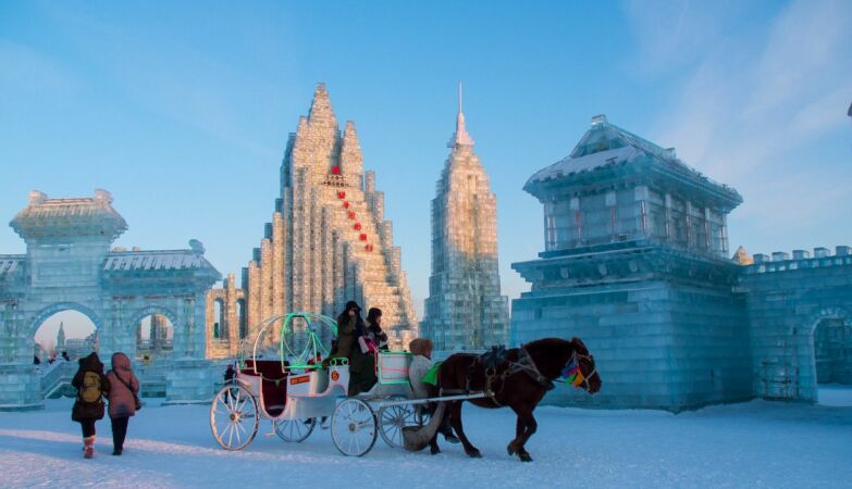 There is a city that reaches -30ºC without central heating. How do they survive the cold?