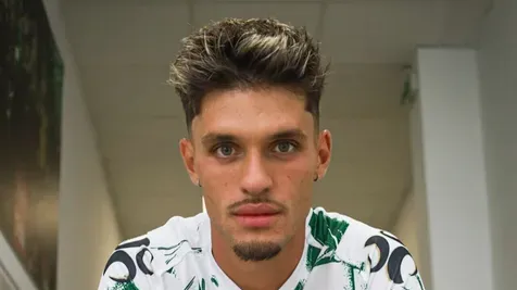 Quem é Dinis Pinto, lateral português alvo do Vasco? image