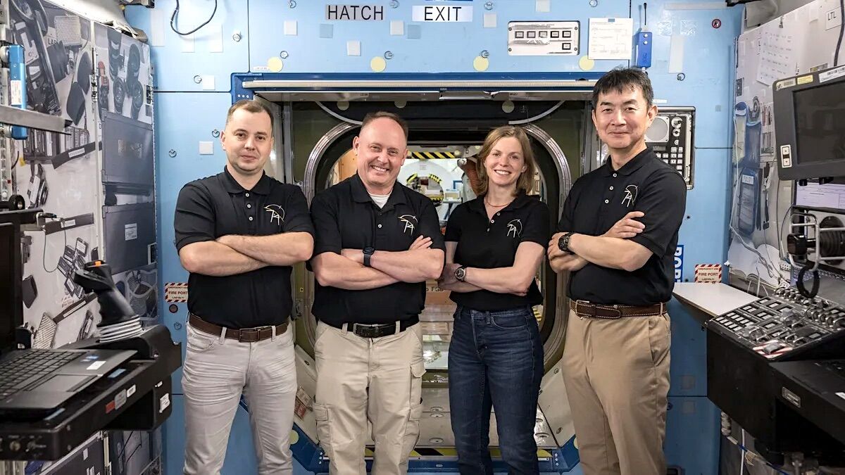 NASA considers early return of ISS crew due to medical problems