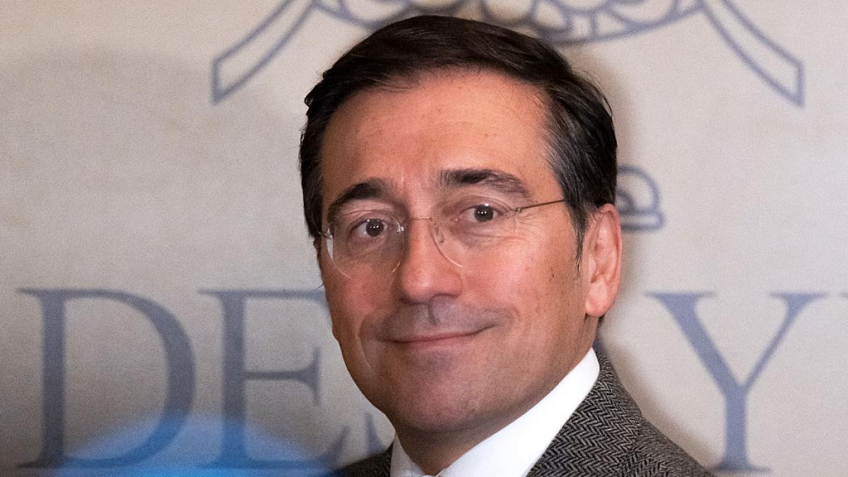 Albares announces the release of three other Spanish prisoners in Venezuela