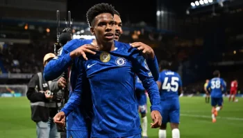 Escalação do Chelsea: Estevão joga contra o Manchester City? image