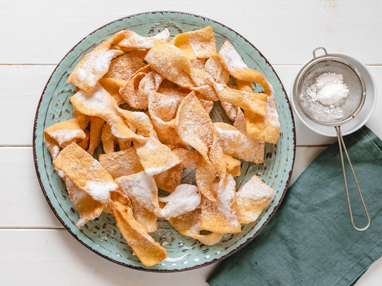 Fat Thursday 2026 This error causes the faworki to turn out rubbery and greasy. It is committed by almost everyone who prepares faworki for Fat Thursday