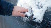 Tips for drivers You can buy it for PLN 8 at a pharmacy and you can easily open the car after a frosty night. Rub it into the seals around your car doors in the evening. How to deal with frozen car seals