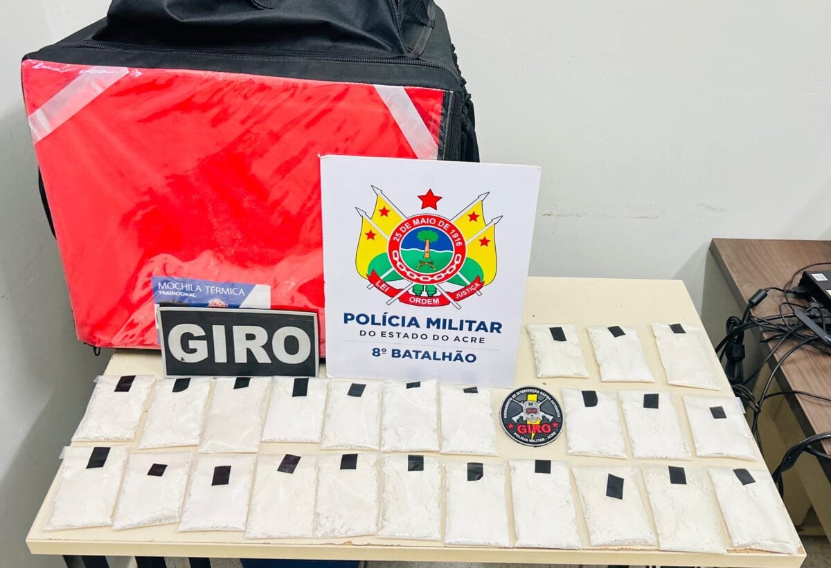 Military personnel from the 8th BPM arrest suspect with narcotics in the interior of Acre