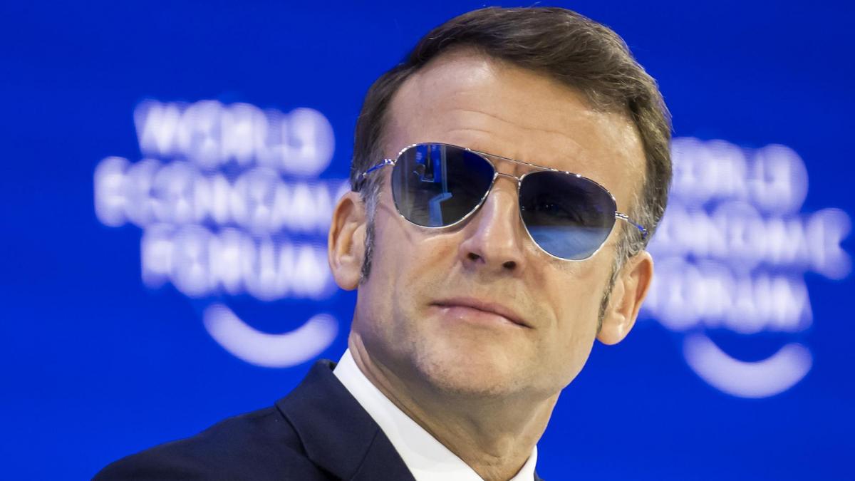 Macron, wearing sunglasses, asks the EU not to be afraid to use the European anti-coercion mechanism