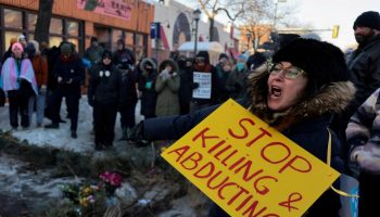 Stop ICE violence: arrests in Minnesota and the agents who killed Pretti and Good are suspended