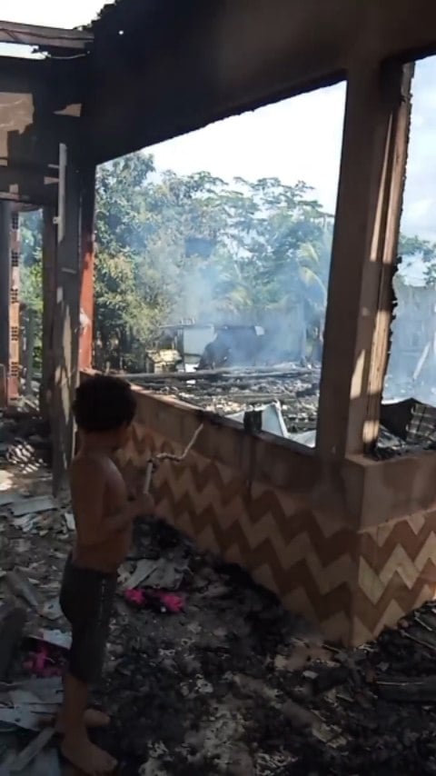Family asks for help after losing everything in fire while changing gas cylinders in Rio Branco