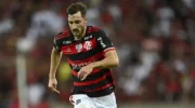 Viña no River Plate: quanto o Flamengo vai receber por negociação image