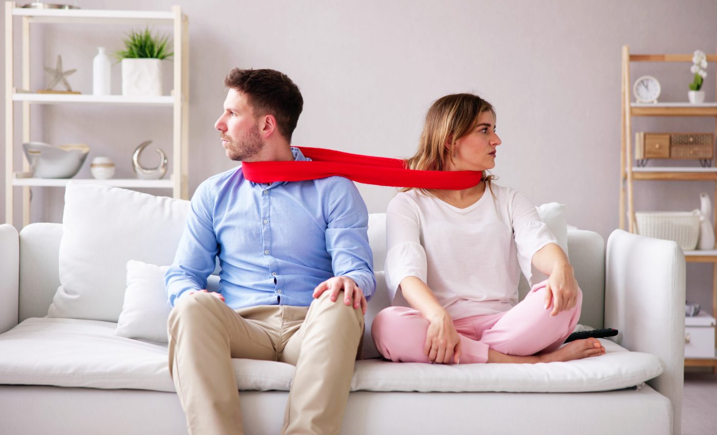 Relationship horoscope 2026. The sign that wants to keep its partner under its wing