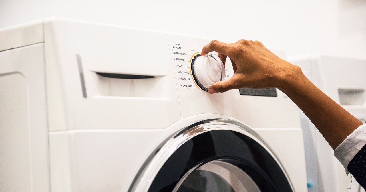 Bad smell from the washing machine is a thing of the past. Just mix and throw into the drum