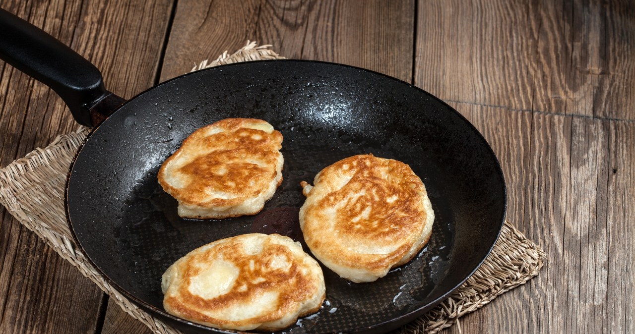 Pancakes made with cake flour will rise beautifully and will be as soft as a cloud /123RF/PICSEL
