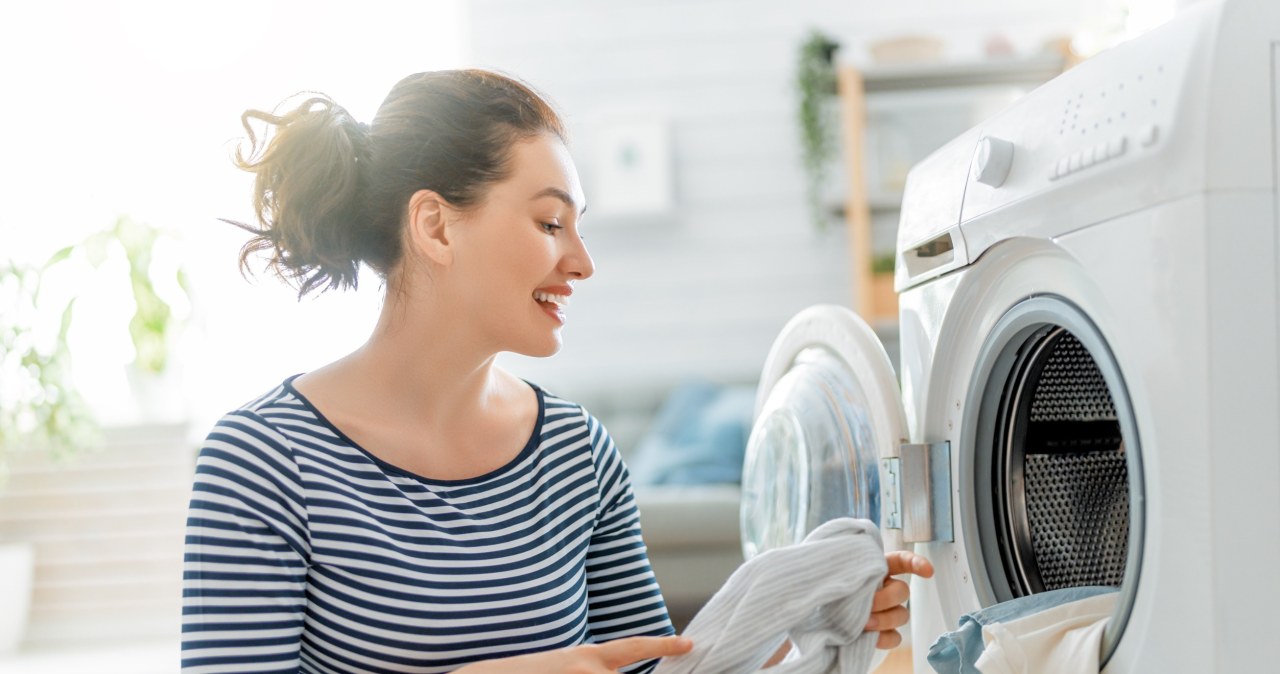 Towels will be soft and fluffy if we add glycerin to the wash. /123RF/PICSEL