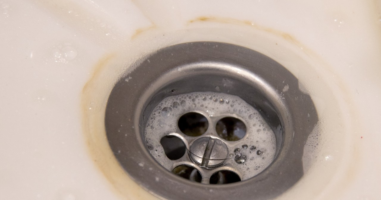 We can unclog the drain using citric acid /123RF/PICSEL