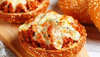 An idea for a quick hot dish. Make it for dinner for pizza lovers