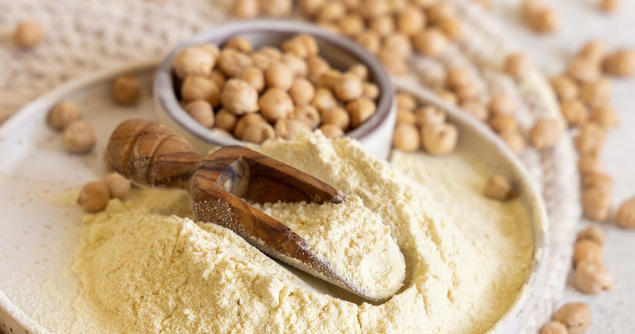 A protein and fiber-rich alternative to wheat flour. It keeps you full for longer and helps control sugar levels