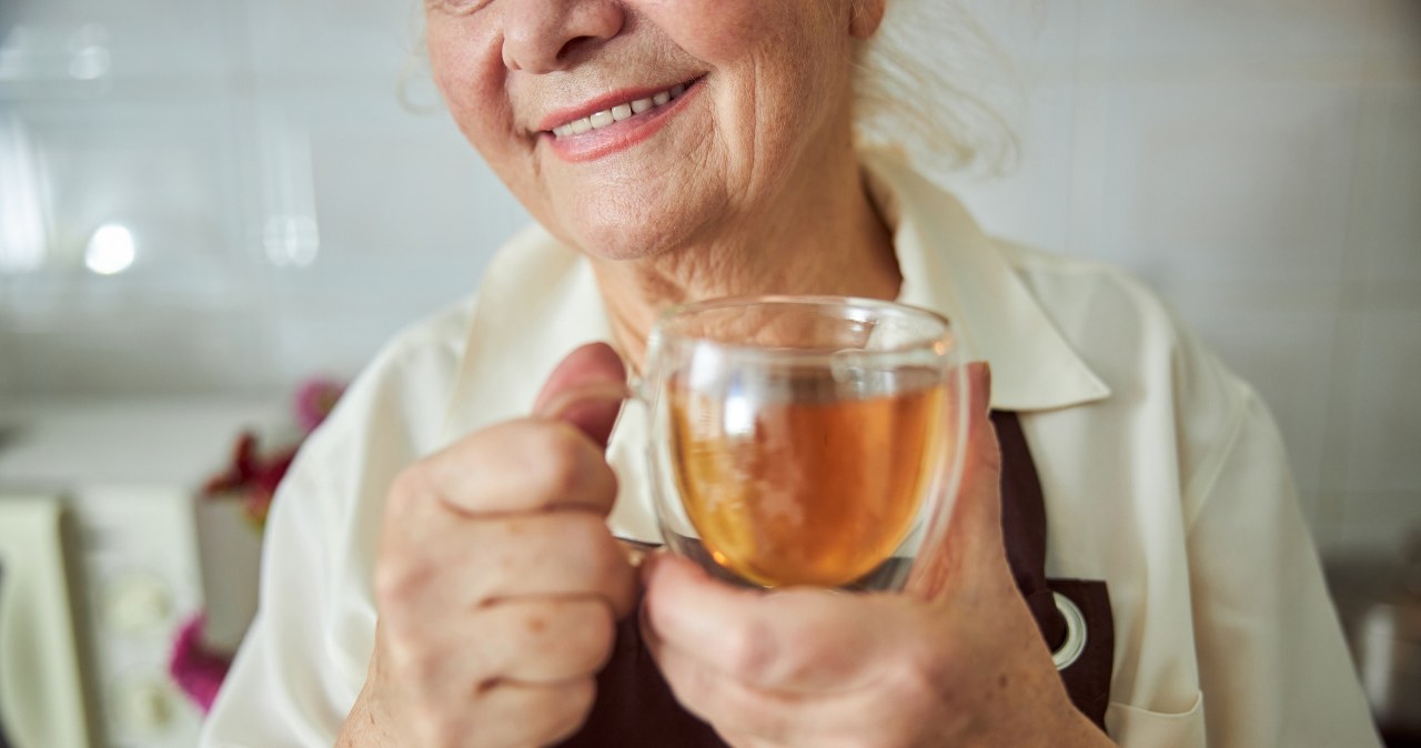 Drink on Fat Thursday. You will digest donuts faster and avoid overeating