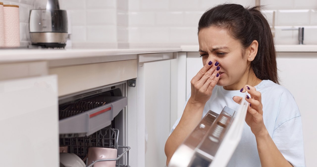 Is there a bad smell coming from the dishwasher? Put this in it and run the program