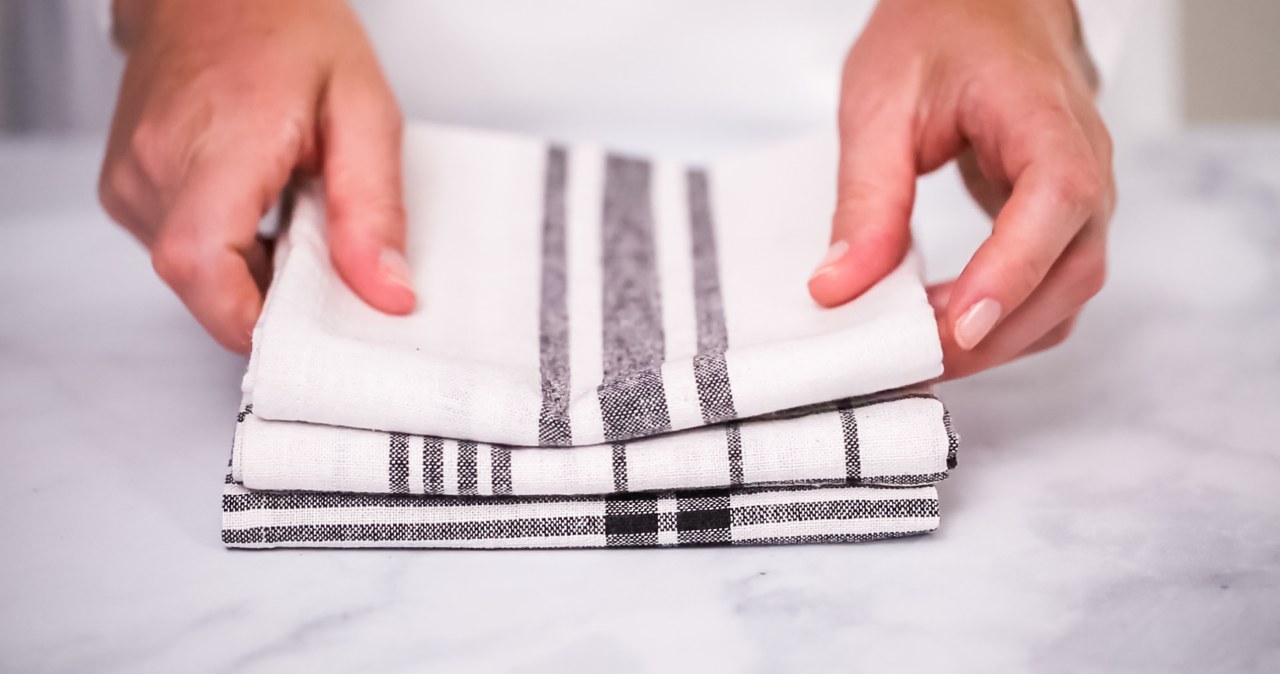 Grandma washes kitchen cloths this way. Stains and bad odors disappear in a flash