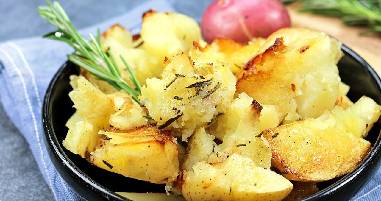 We are looking for original spices, and we have such goodness. Indispensable for potatoes, pork and even tea