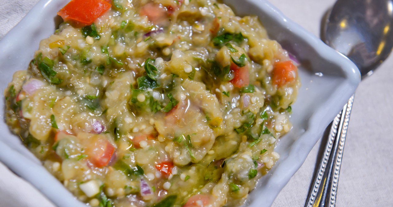 Very aromatic eggplant dip. Perfect for snacks and bread