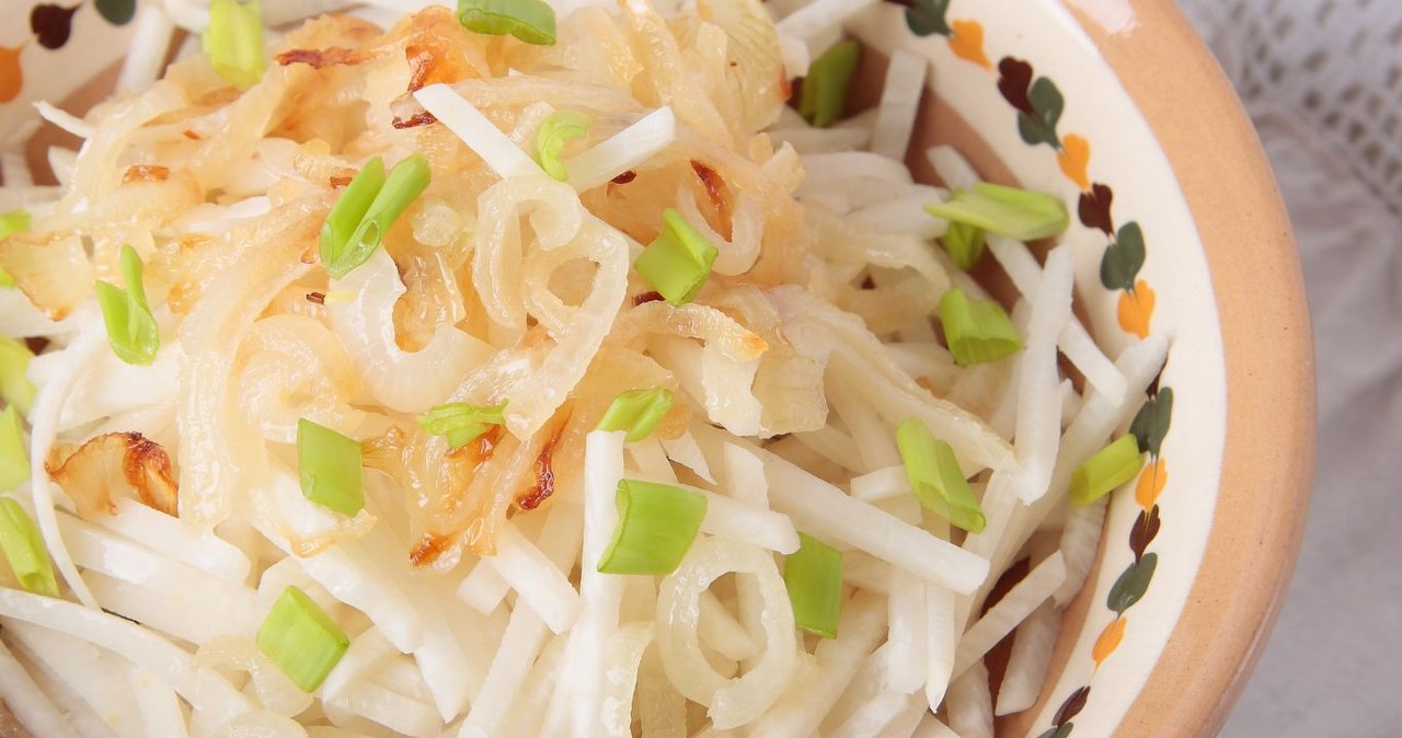 A must-have vegetable in the diet of people over 60. It extinguishes inflammation, supports the heart and helps lose weight