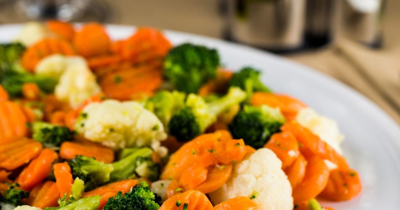 Eating this vegetable frequently helps with fatty liver disease. Make raw salads, casseroles and salads