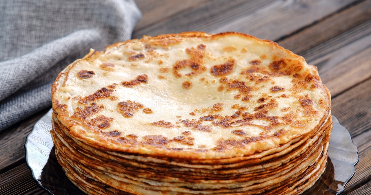 They make pancakes like this in Norway. One addition to the cake is surprising