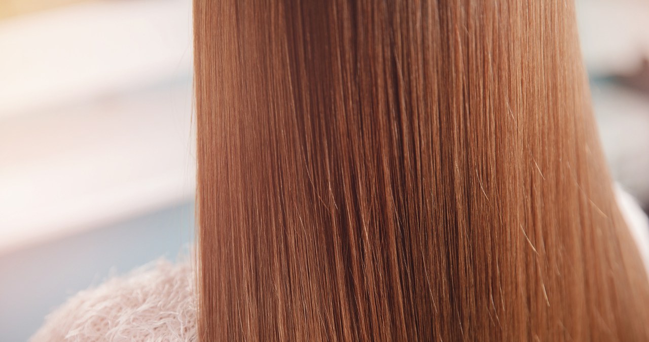 I make this leave-in conditioner with 2 ingredients. It leaves your hair like a sheet of paper