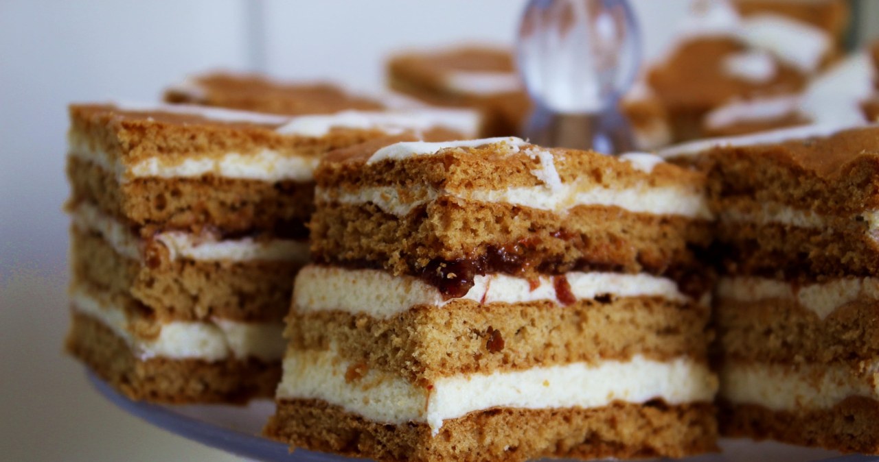 A traditional honey cake always impresses. This recipe will turn out perfect