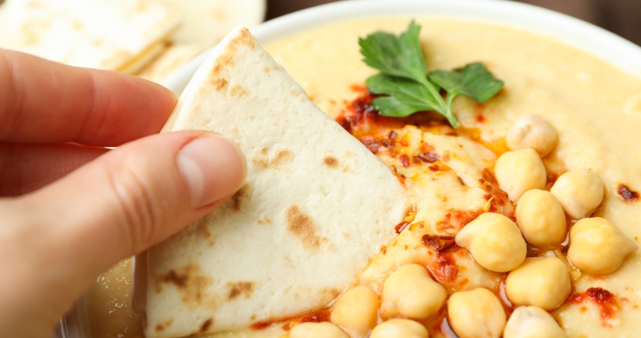 It has more iron than spinach. Add it to your diet and you will forget about fatigue and bad cholesterol