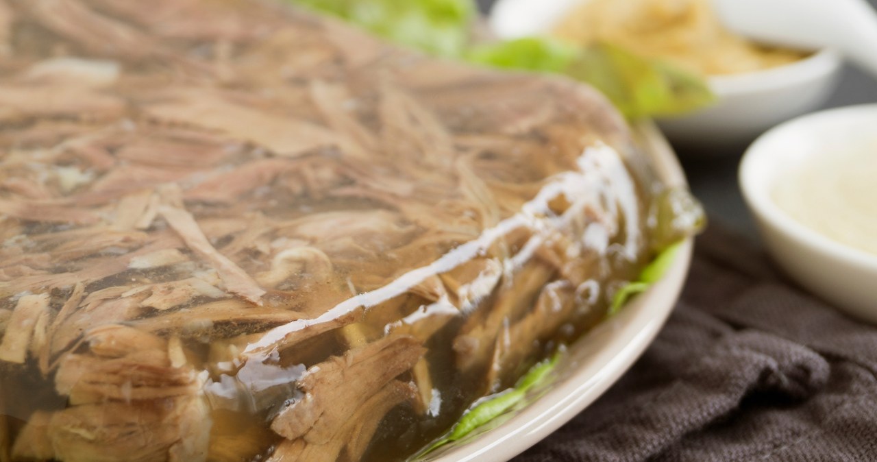 Czech huspenina sets without a gram of gelatin. This is the secret of the collagen treasure