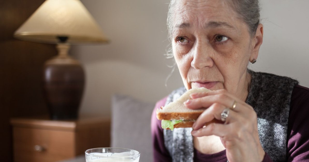 Seniors should have a supply in the fridge. It strengthens joints, cleanses the intestines and supports immunity