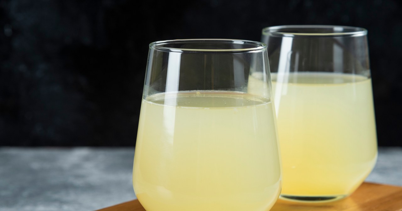 When you drink regularly, it is easier to lose weight. Additionally, it improves the mood and appearance of the skin