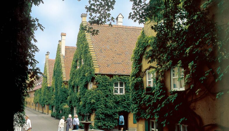 At Fuggerei you pay 7 cents rent. But you have to pray for O Rico