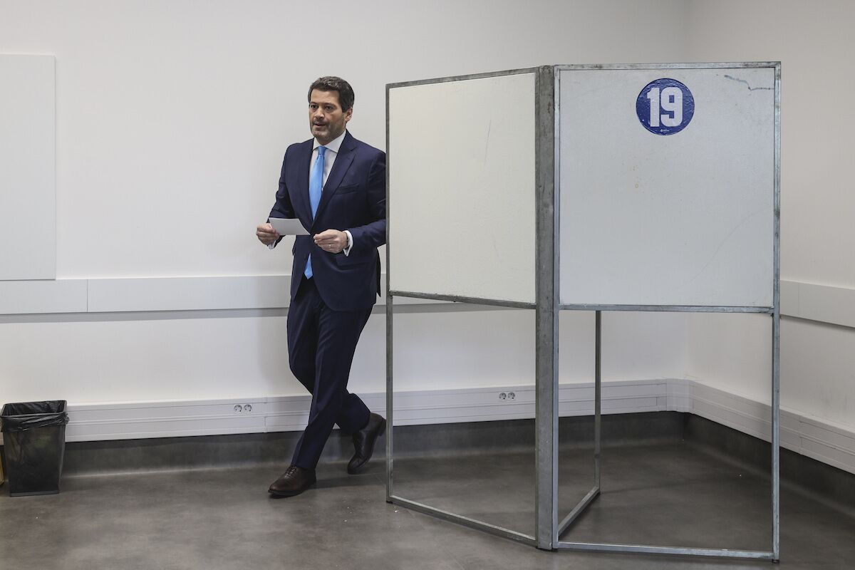 Ventura wants to postpone the elections. You shouldn't be able to