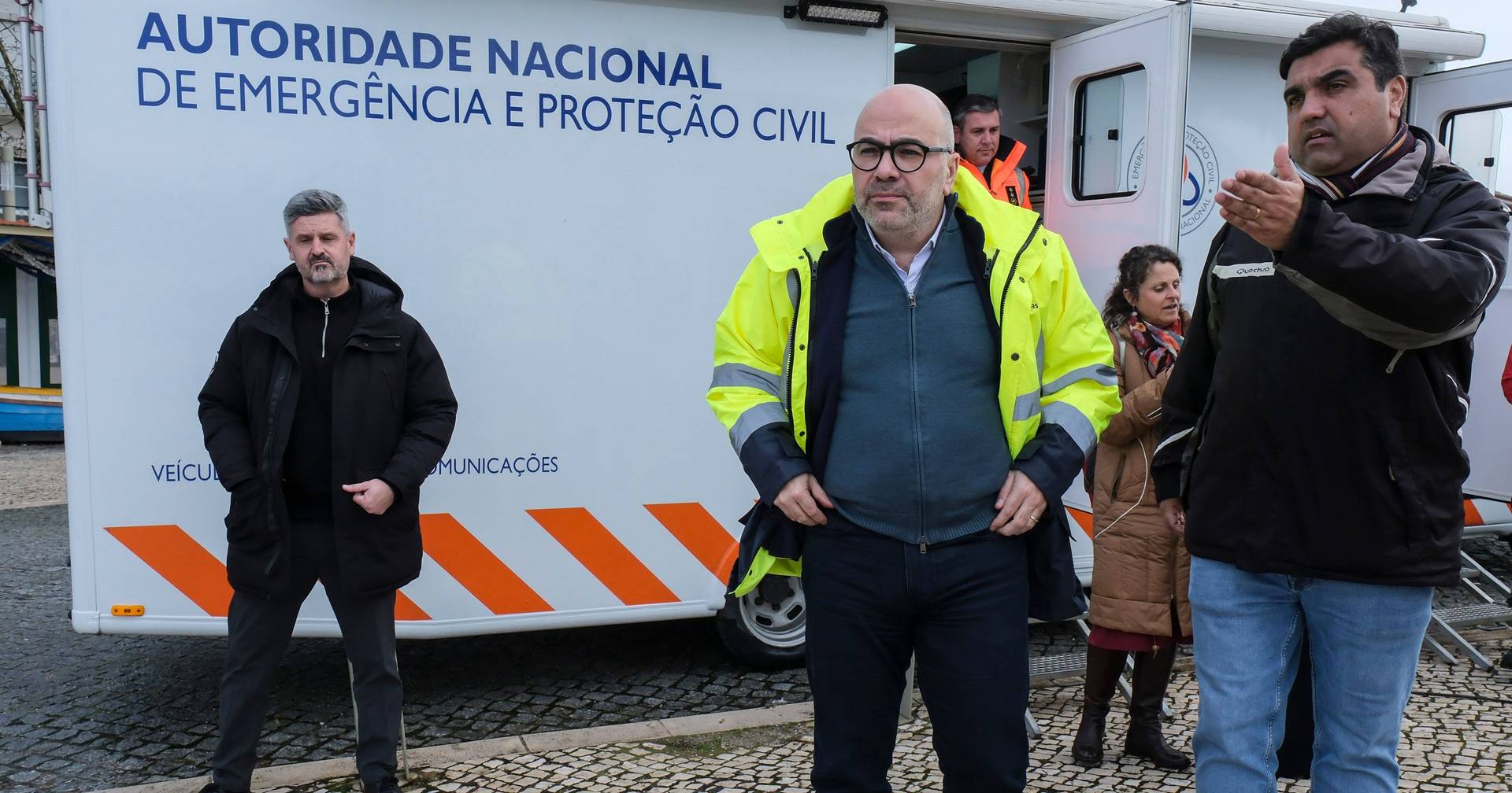 Minister of Infrastructure guarantees that the Government will not stop "until everything is resolved"