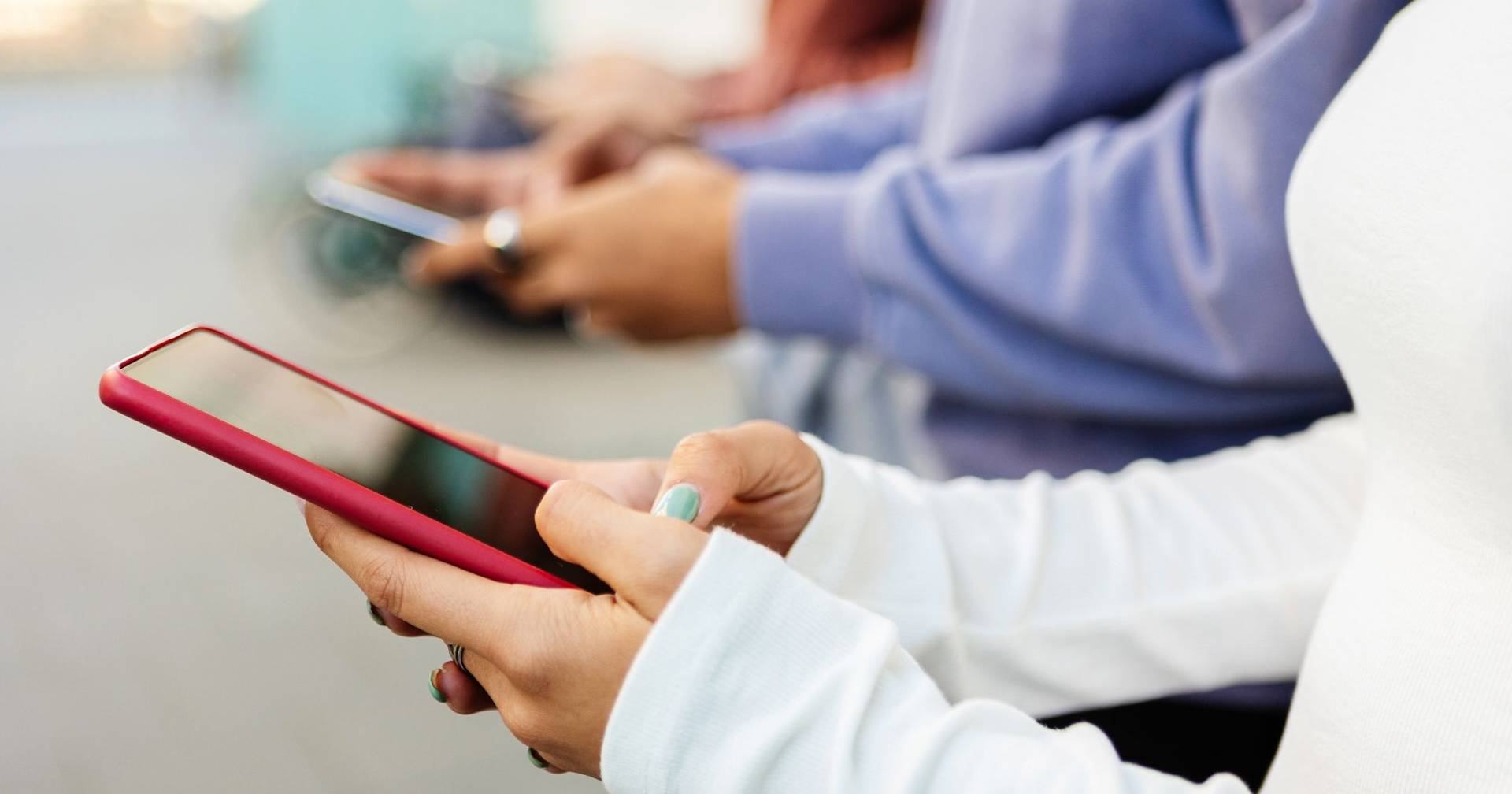 NOS and MEO reject criticism from Marcelo Rebelo de Sousa after storms Kristin and Leonardo